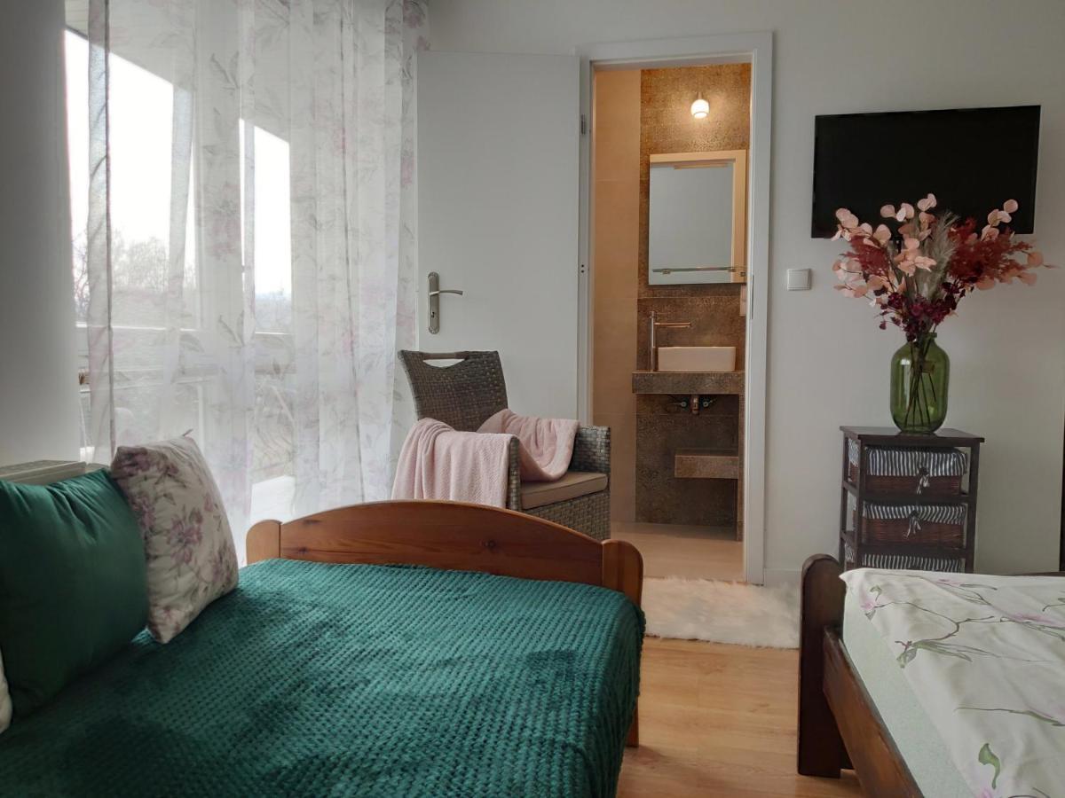 Przystanek Pod Skalkami Appartement Lesko Buitenkant foto
