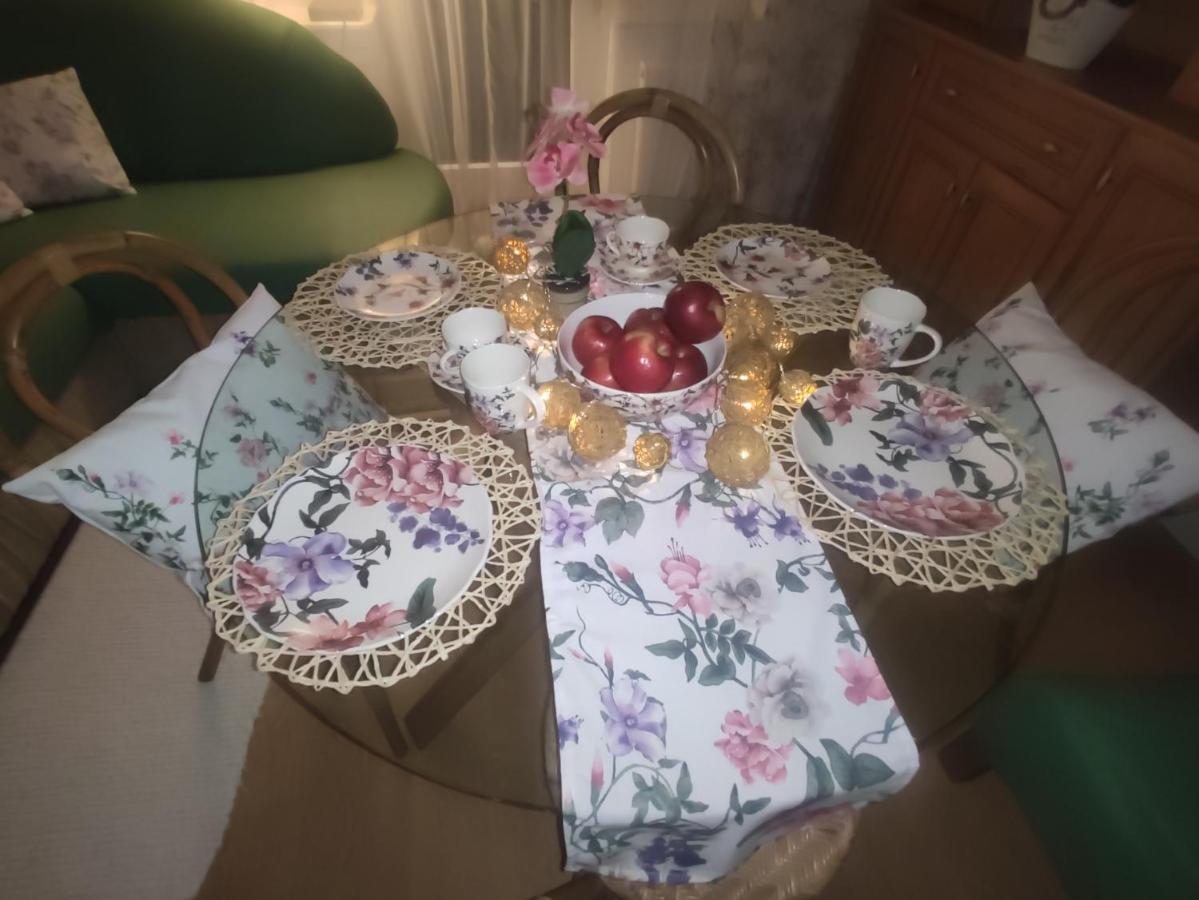 Przystanek Pod Skalkami Appartement Lesko Buitenkant foto